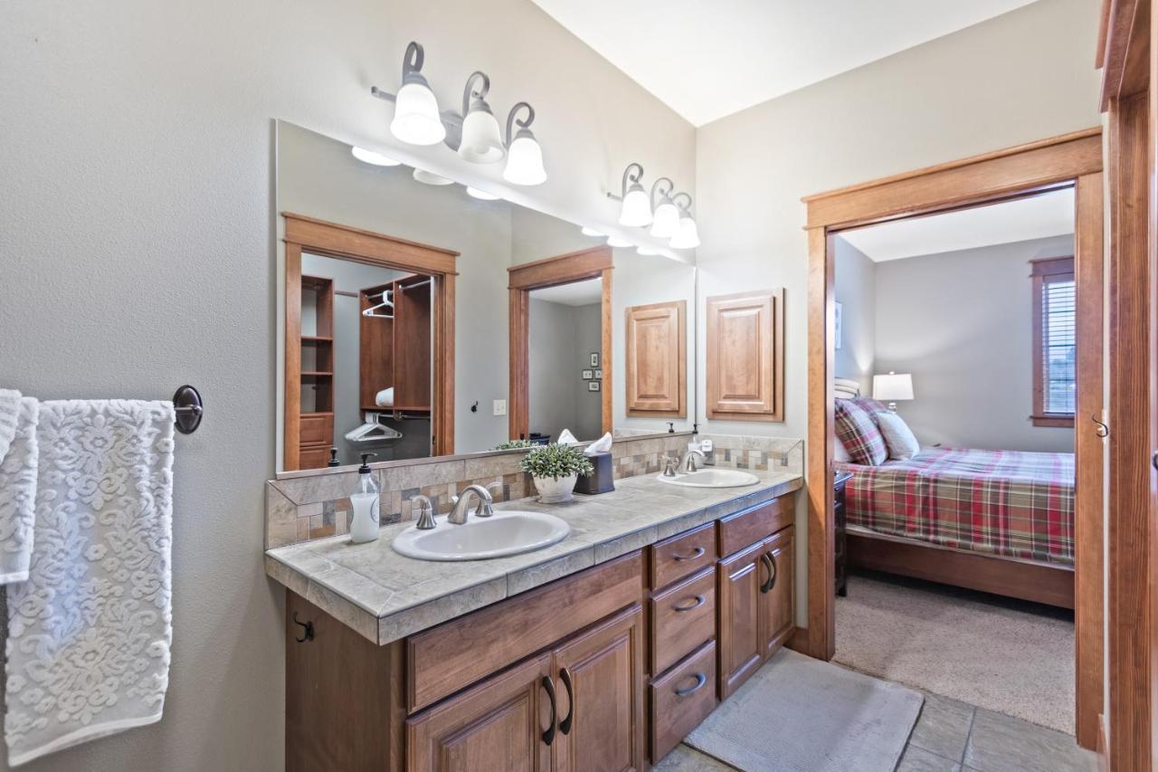 Fabulous Riverstone Retreat Coeur d'Alene Exteriör bild